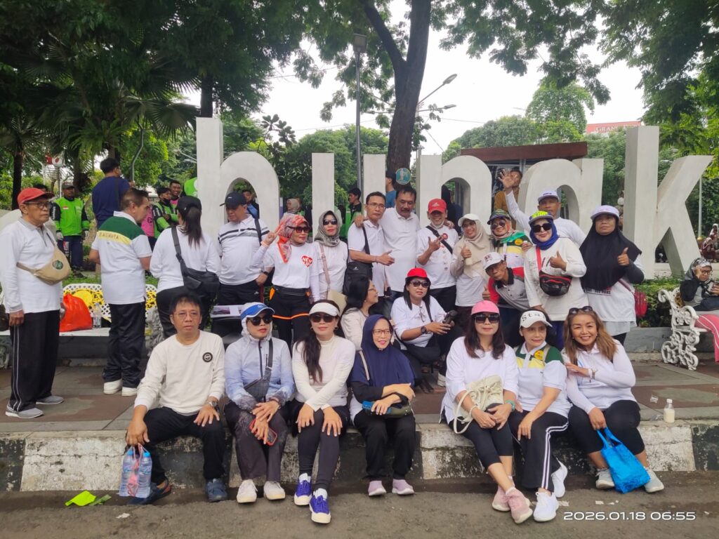 Komunitas IKASMAYA Adakan OLGABERS IKASMAYA di Taman Bungkul Surabaya