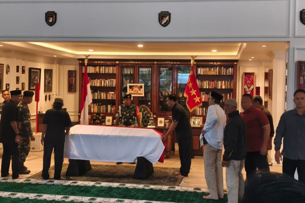 Menhan Sjafrie Pimpin Pemakaman Militer Ryamizard Ryacudu di TMP Kalibata