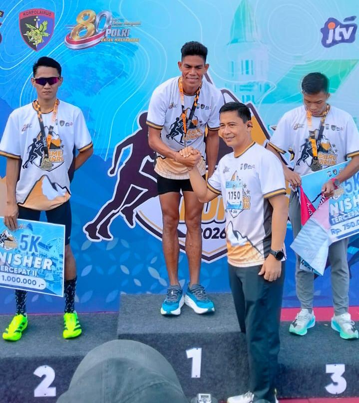 Prajurit Koarmada II Ukir Prestasi Jadi Pelari Tercepat di Semeru Fun Run 2026